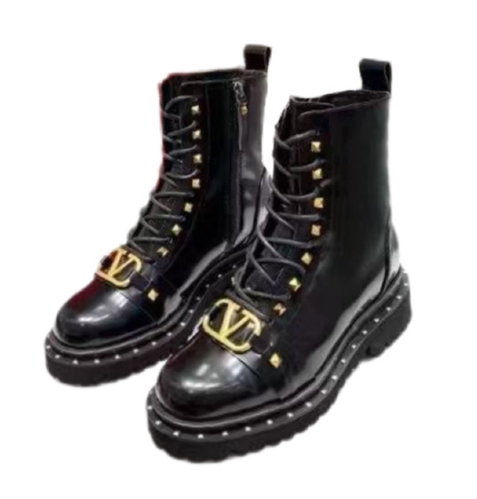 Ботинки-Valentino-Rockstud-Черные_F10362590-1.jpeg