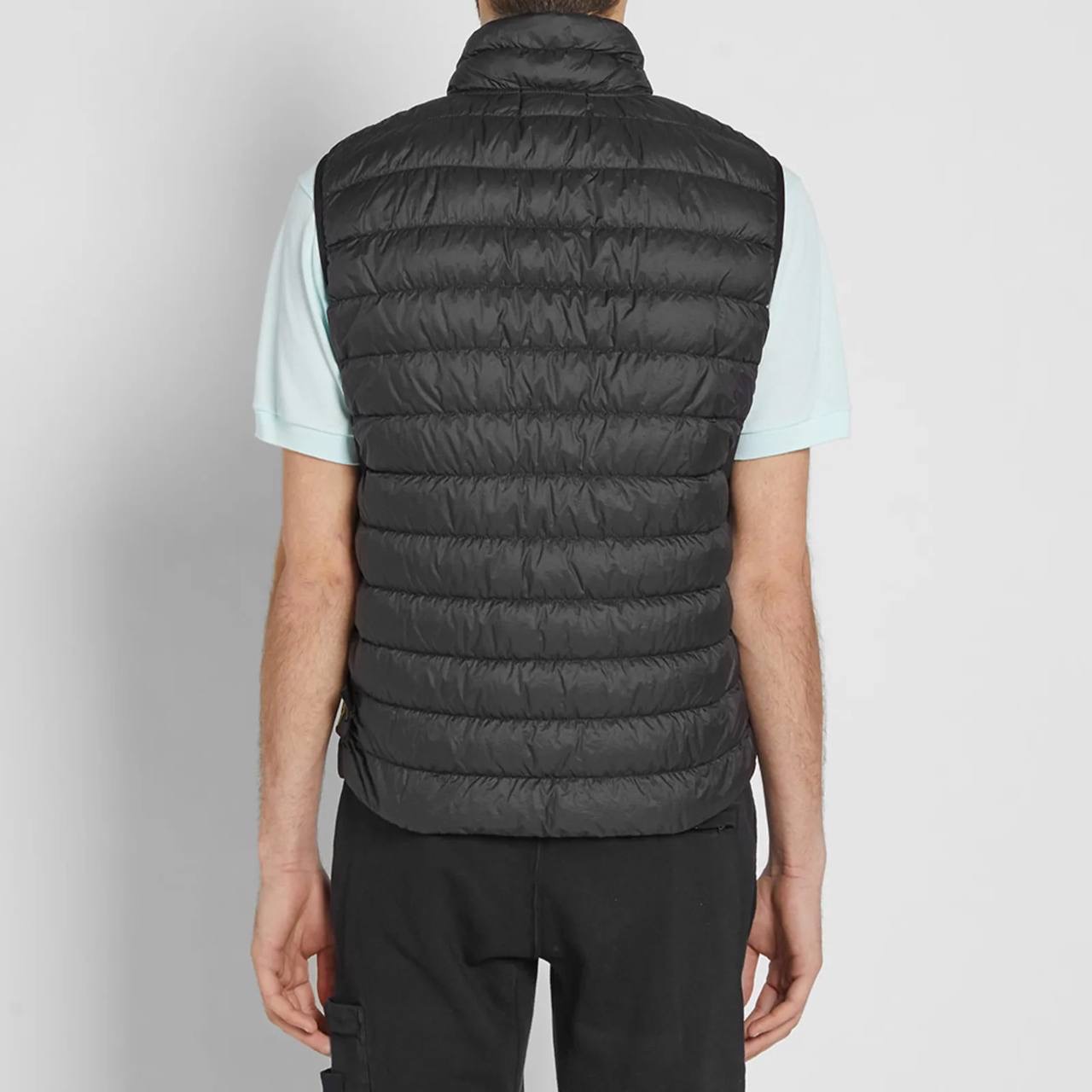 Жилет-Stone-Island-Stone-Island-Черный2_M10370900-1.jpeg