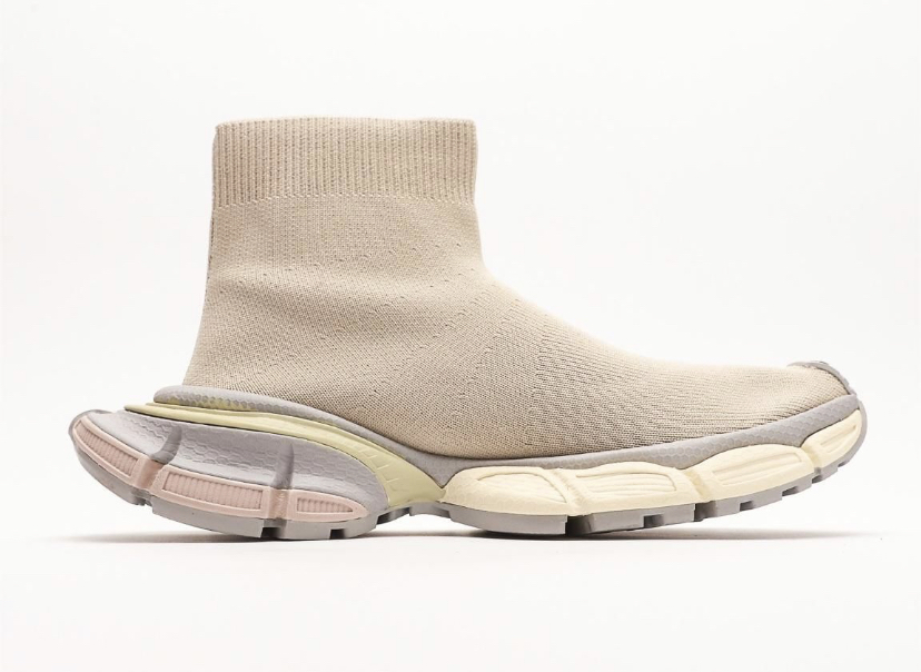 Кроссовки-Balenciaga-Speed-Бежевые2_F10384870-1.jpeg