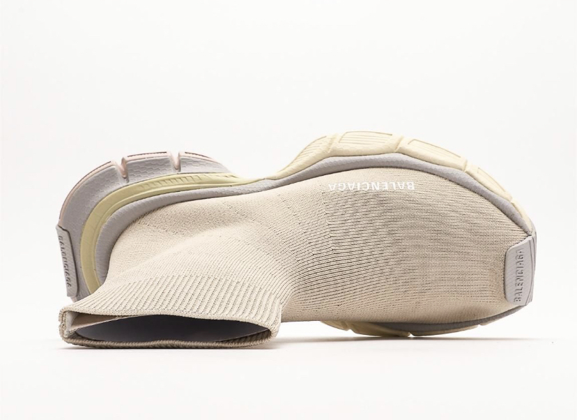 Кроссовки-Balenciaga-Speed-Бежевые3_F10384870-1.jpeg