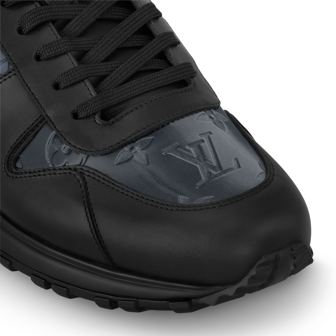 Кроссовки-Louis-Vuitton-Run-Away-Черные3_M10390610-1.png