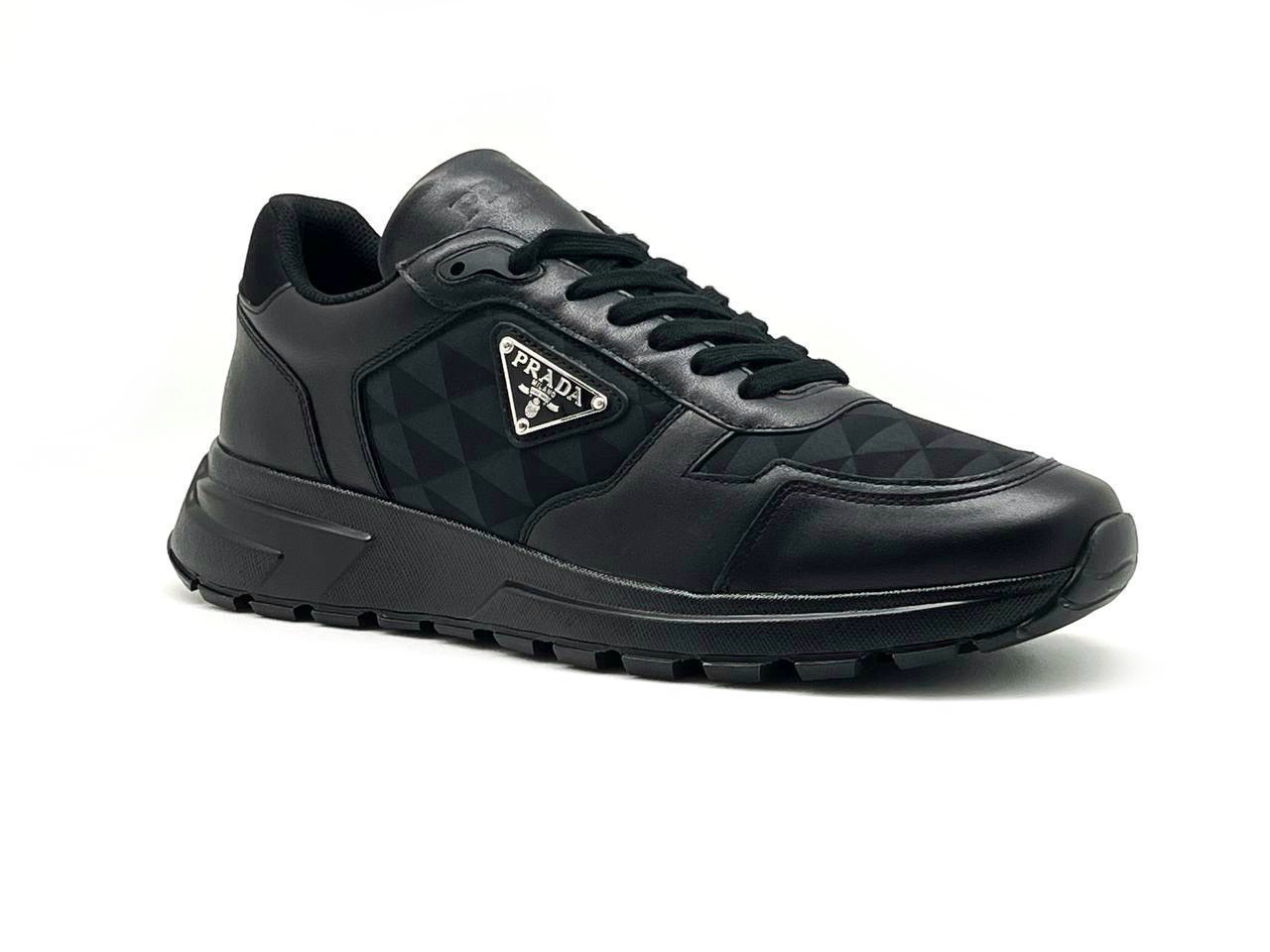 Кроссовки-Prada-Prax-1-Черные_M10363440-1.jpeg
