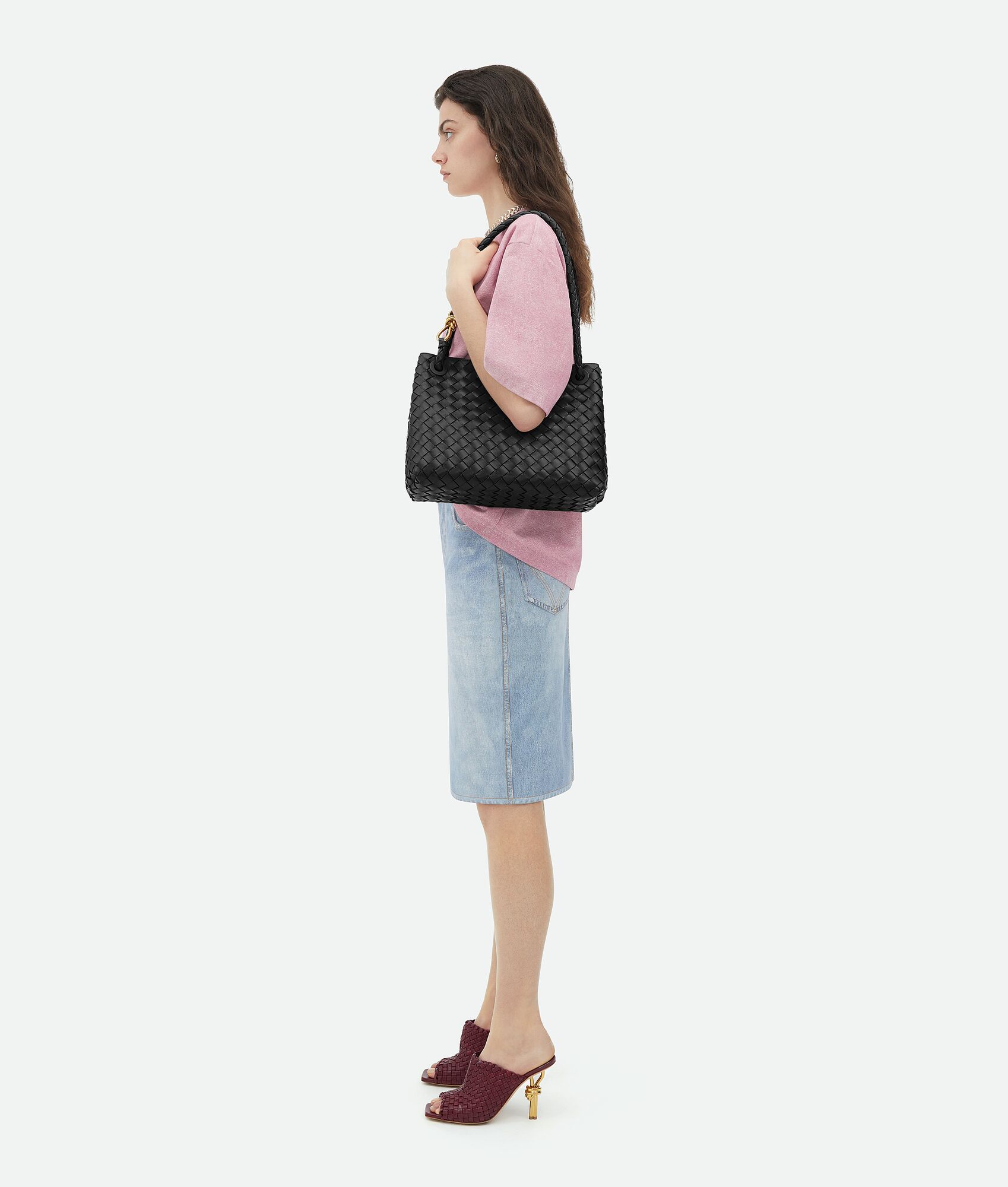 Сумка-Bottega-Veneta-Andiamo-Medium-Черная4_N10375610-1.jpeg