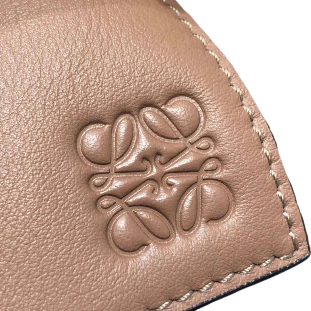 Сумка-Loewe-Puzzle-Бежевая2_N10374920-1.jpeg