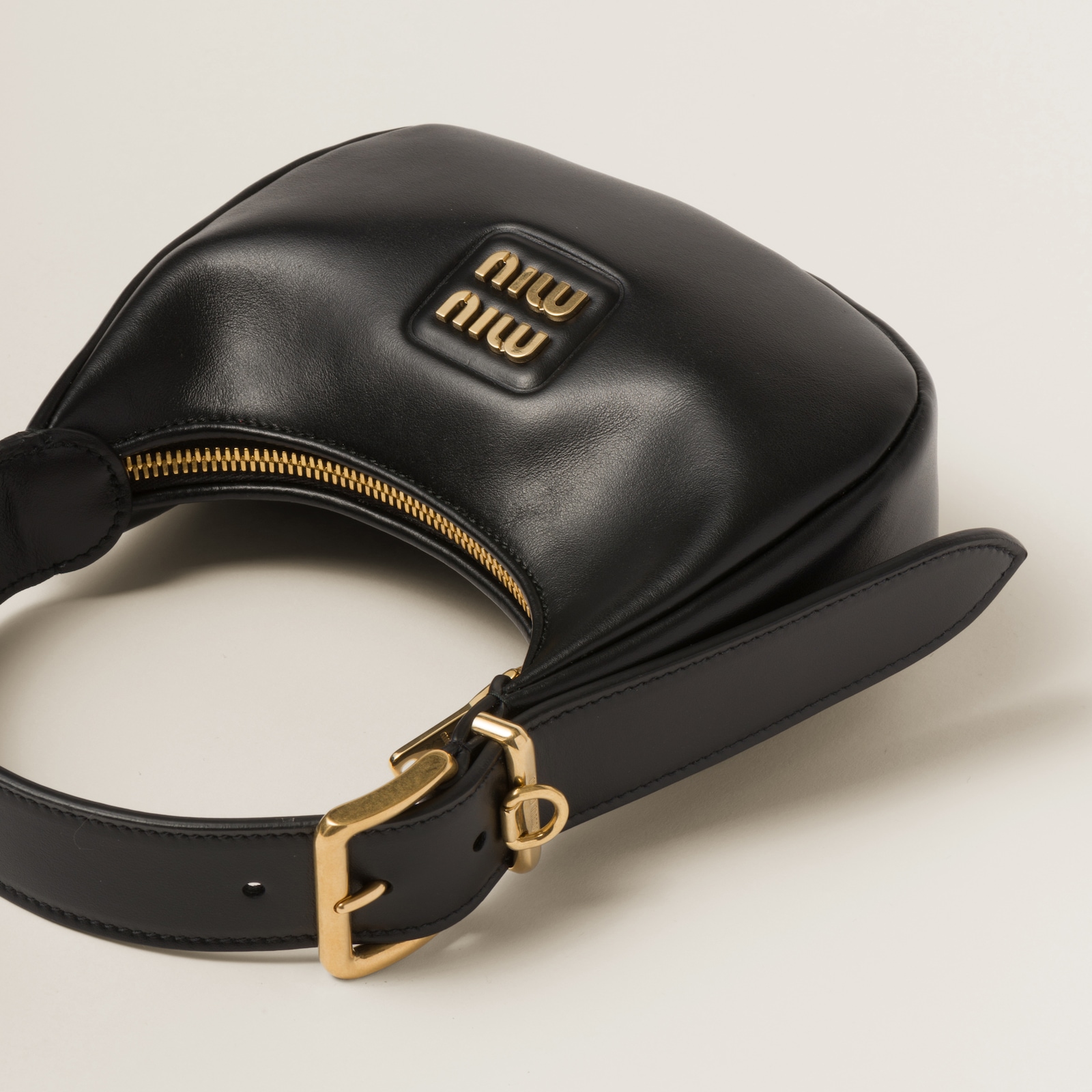 Сумка-Miu-Miu-Miu-Miu-Черная3_N10363000-1.jpeg