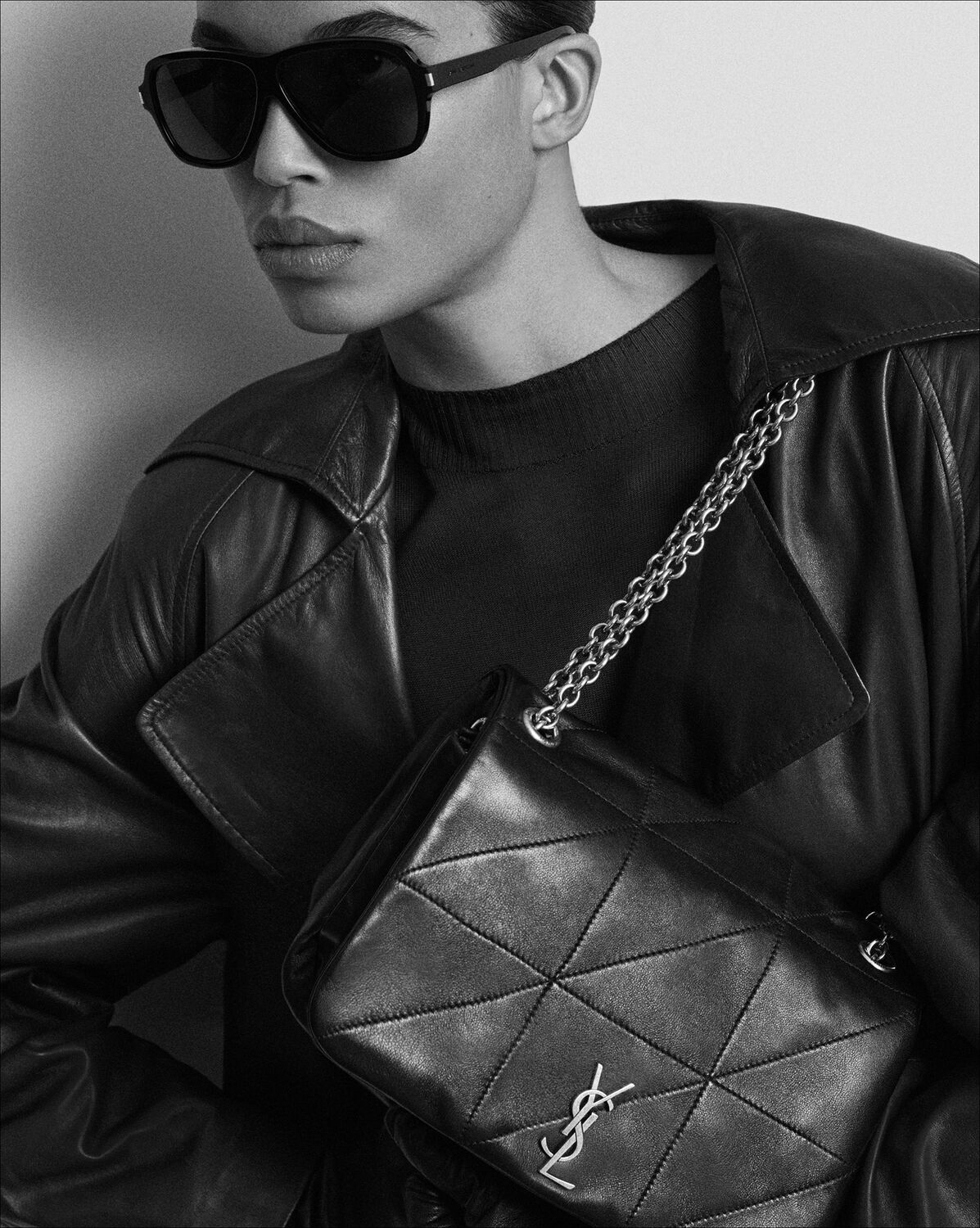 Сумка-Saint-Laurent-Jamie-4.3-Черная1_N10374530-1.jpeg