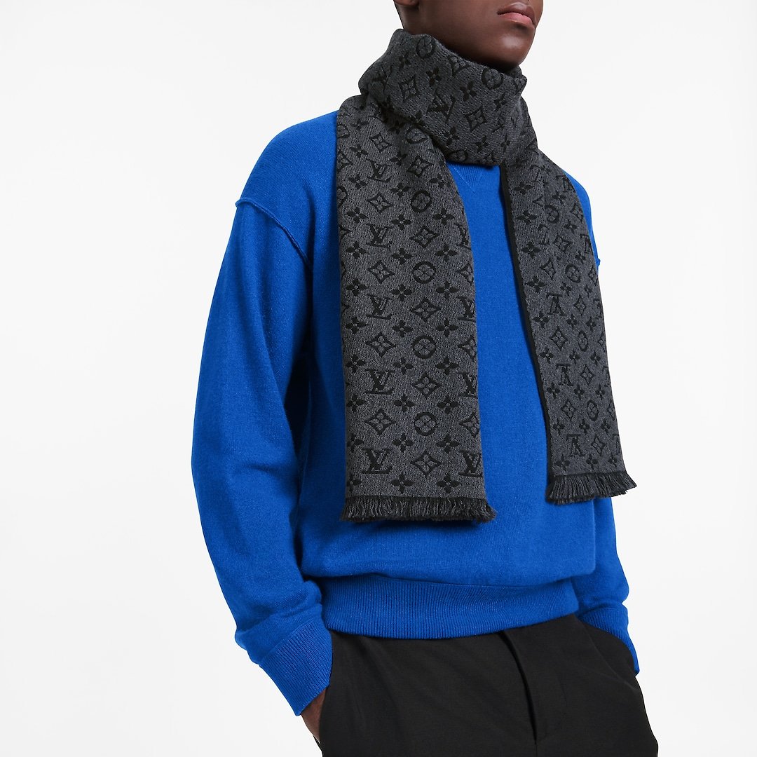 Шарф-Louis-Vuitton-Monogram-Classic-Темно-серый1_M10283840-1.jpeg