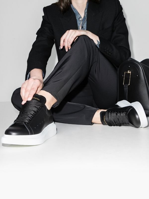 Кеды-Alexander-Mcqueen-Oversized-Черные2_F1032360-1.jpeg