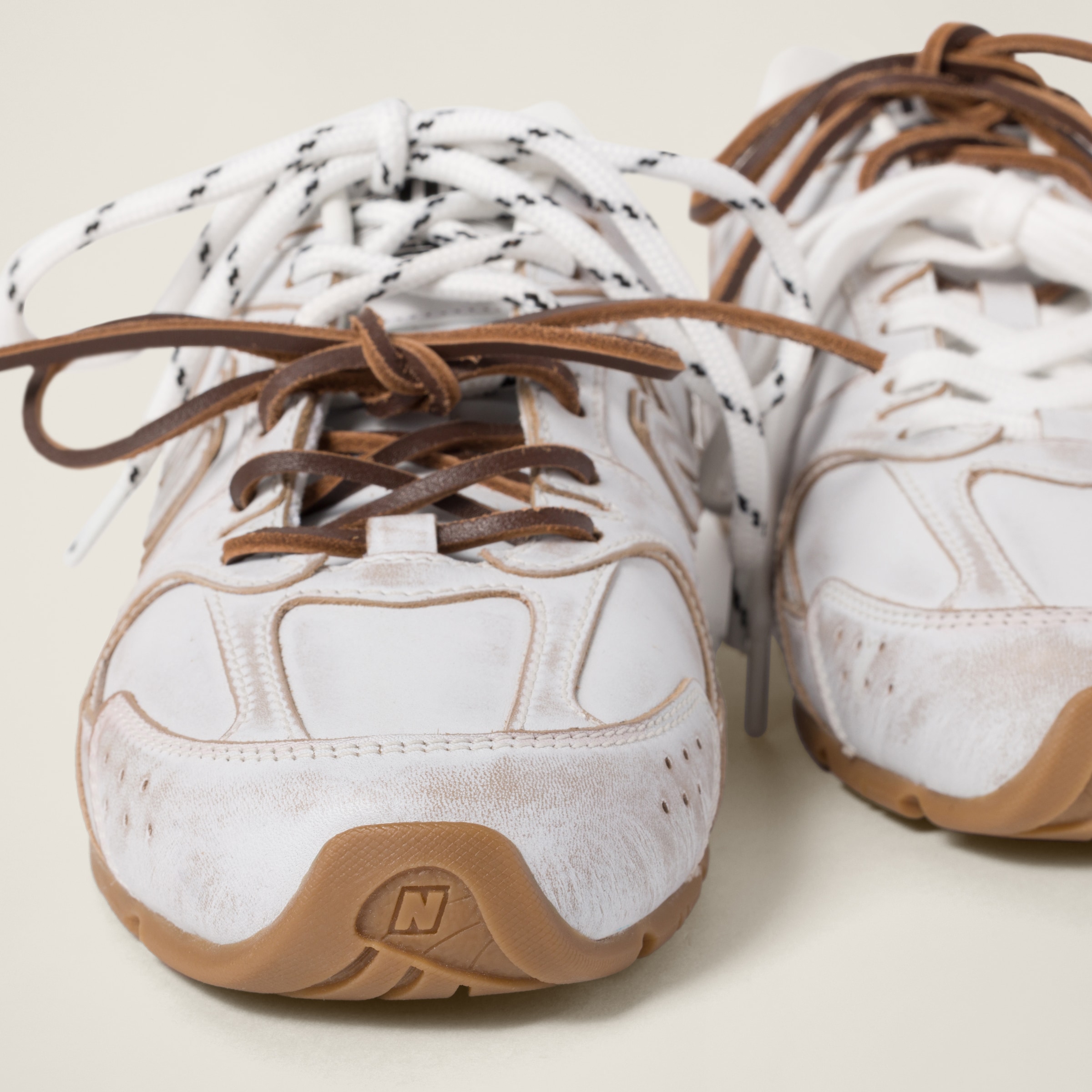 Кроссовки-Miu-Miu-X-New-Balance-New-Balance-X-Miu-Miu-530-Sl-Белые3_F10413780-1.jpeg