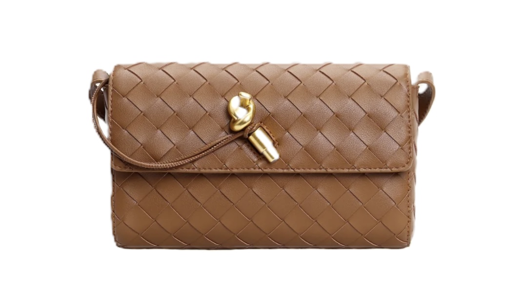 Сумка-Bottega-Veneta-Andiamo-Коричневая_N10415450-1.jpeg