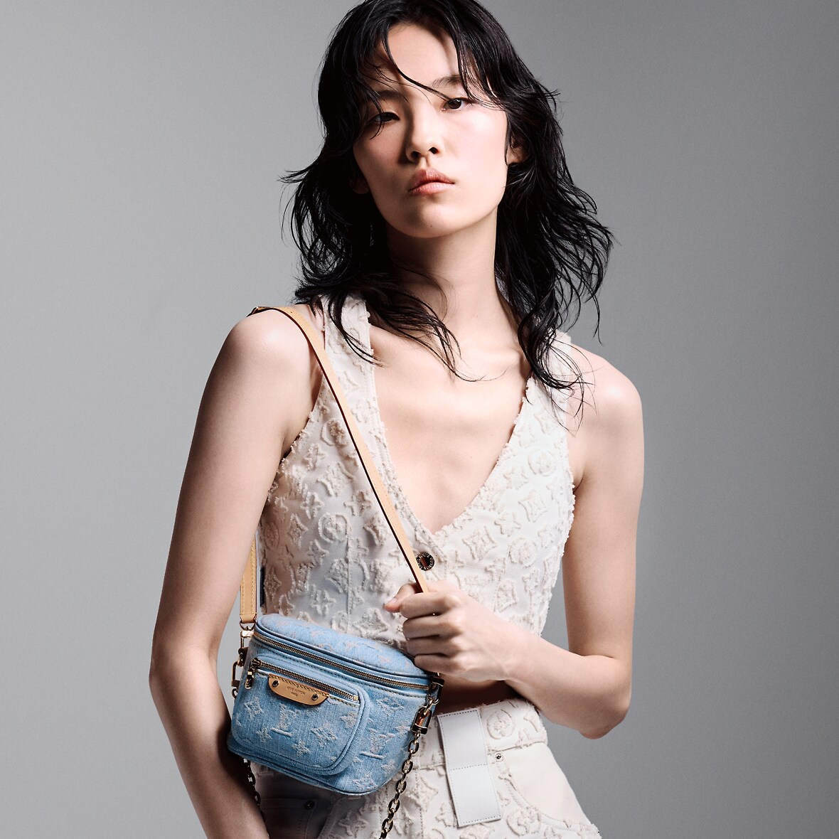 Сумка-Louis-Vuitton-Bumbag-Mini-Голубая3_N10415120-1.jpeg
