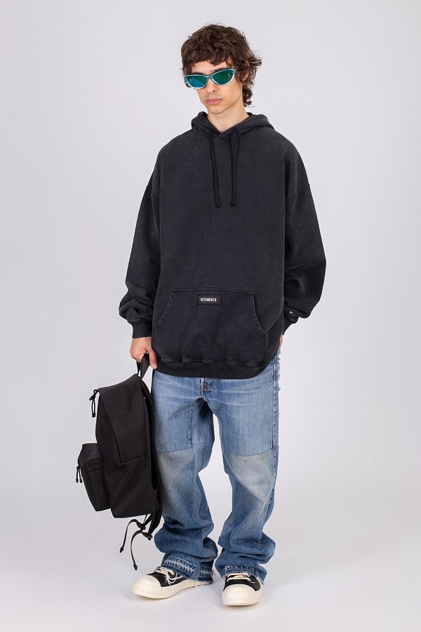 Толстовка-Vetements-Oversize-Черная3_F10421700-1.jpeg