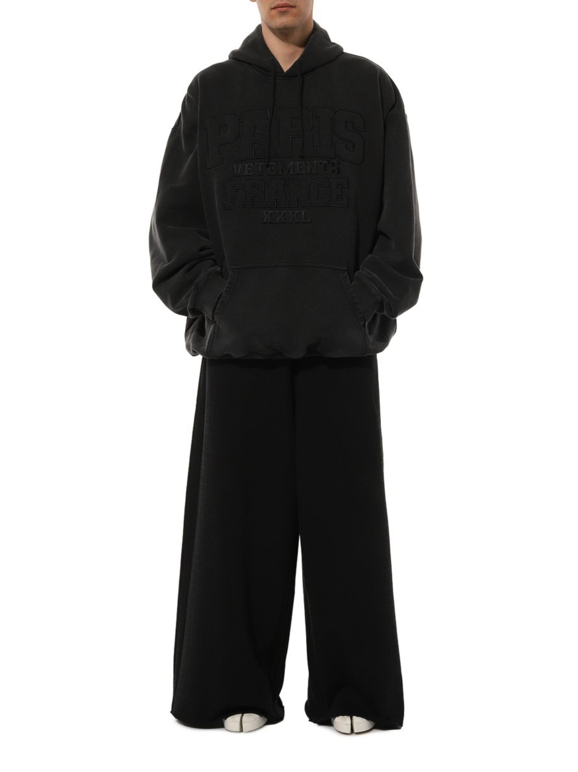 Толстовка-Vetements-Vetements-Черная1_M10421670-1.jpeg