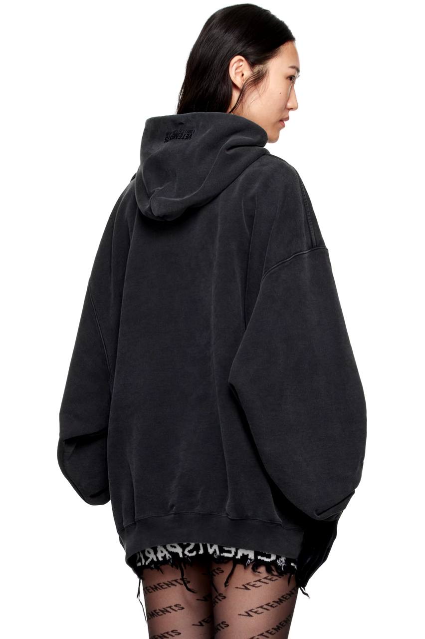 Толстовка-Vetements-Vetements-Черная7_M10421670-1.jpeg