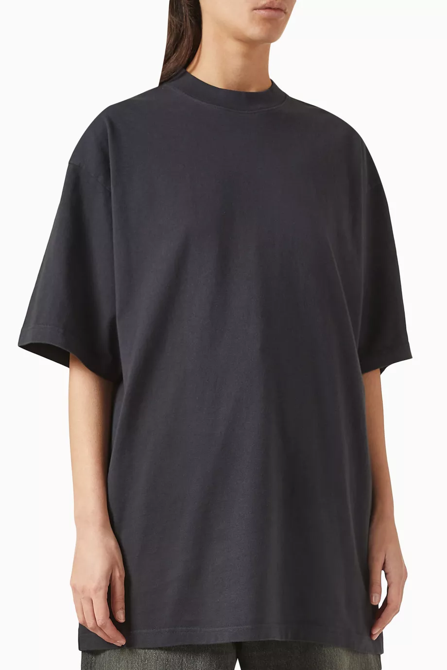 Футболка-Balenciaga-Tape-Type-Tee-Черная2_M10409450-1.webp