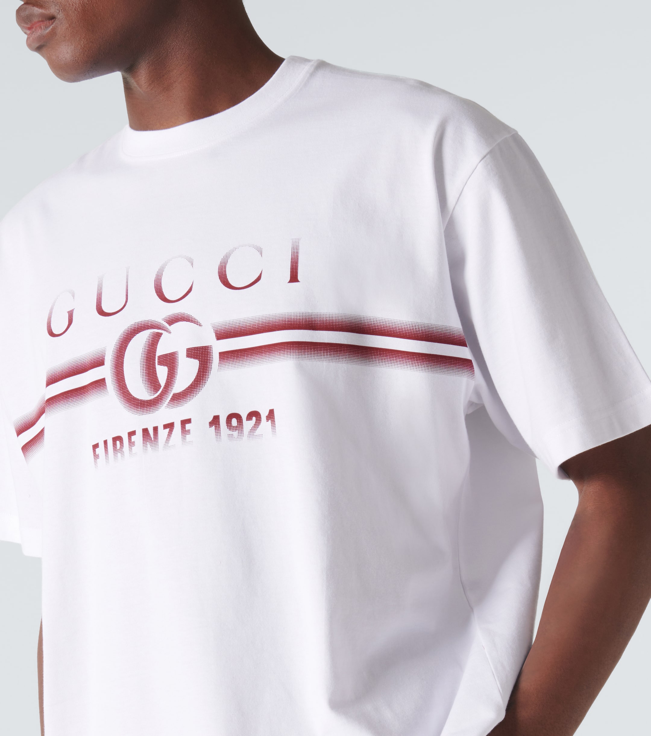 Футболка-Gucci-Interlocking-G-Белая4_M10409140-1.jpeg