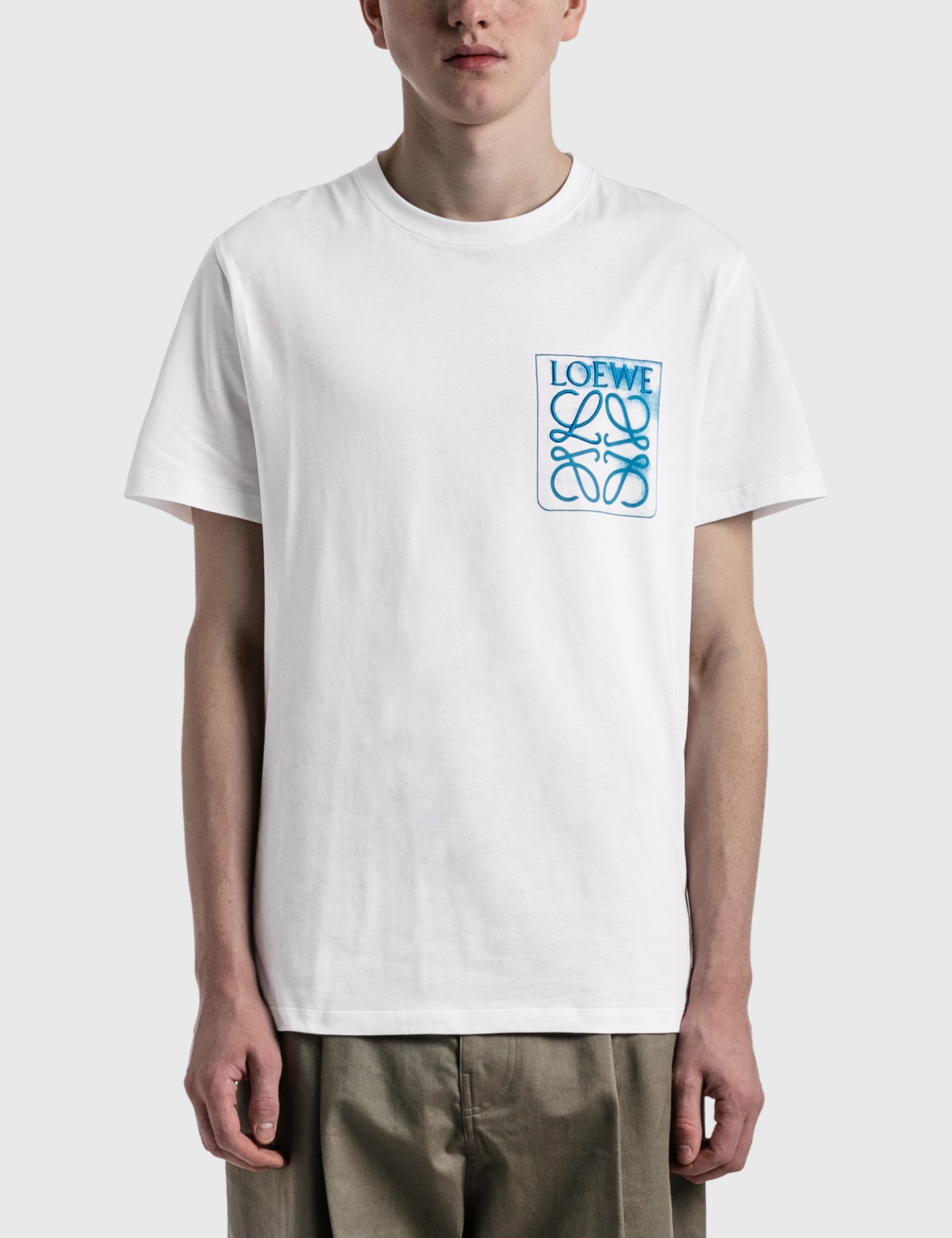 Футболка-Loewe-Anagram-Белая2_M10396970-1.jpeg