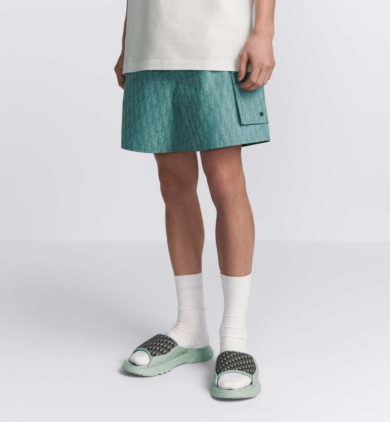 Шорты-Dior-Oblique-Зеленые1_M10414850-1.jpeg