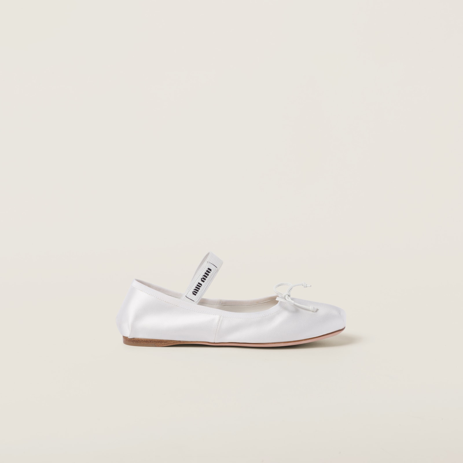 Балетки-Miu-Miu-Белые1_F10439310-1.jpeg