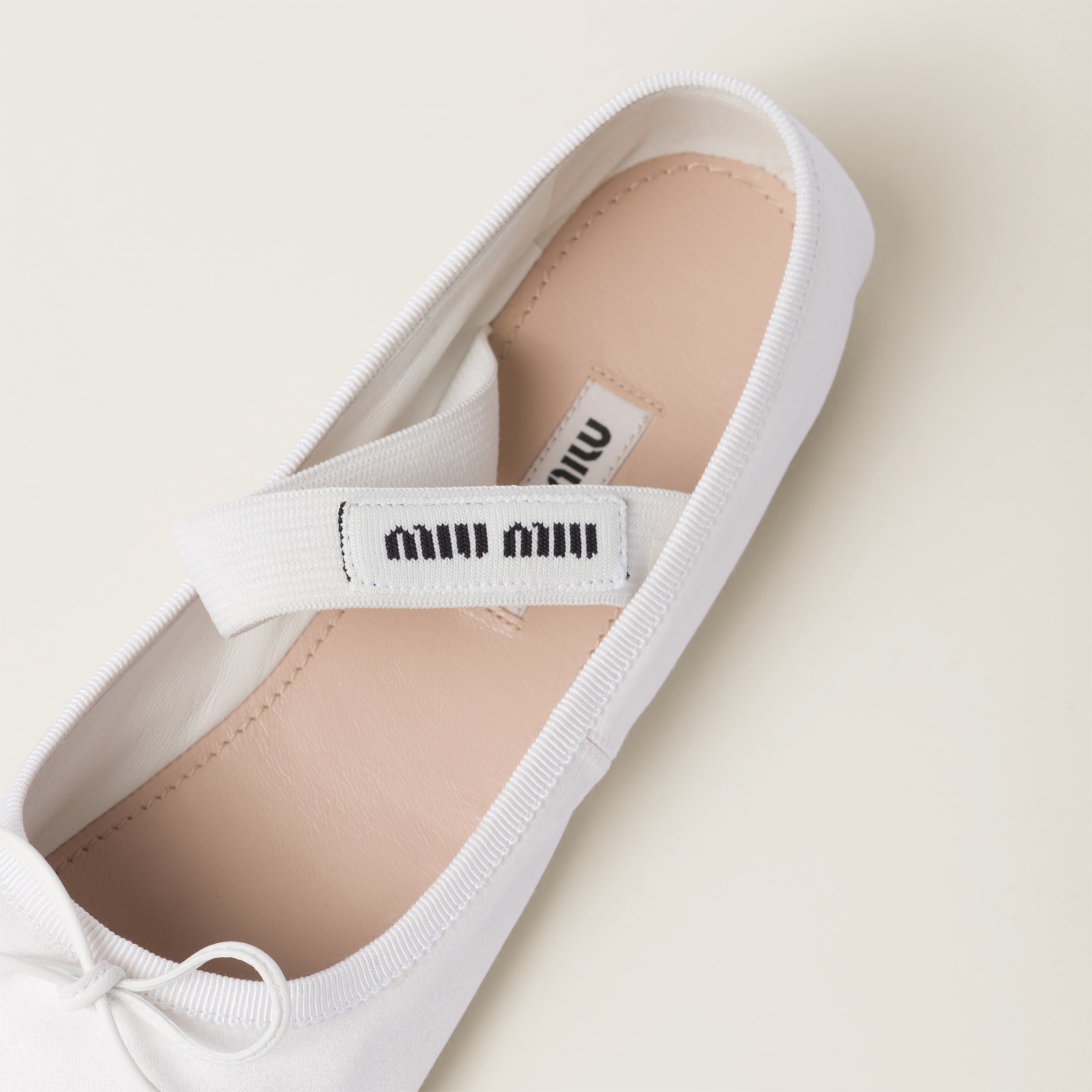 Балетки-Miu-Miu-Белые3_F10439310-1.jpeg