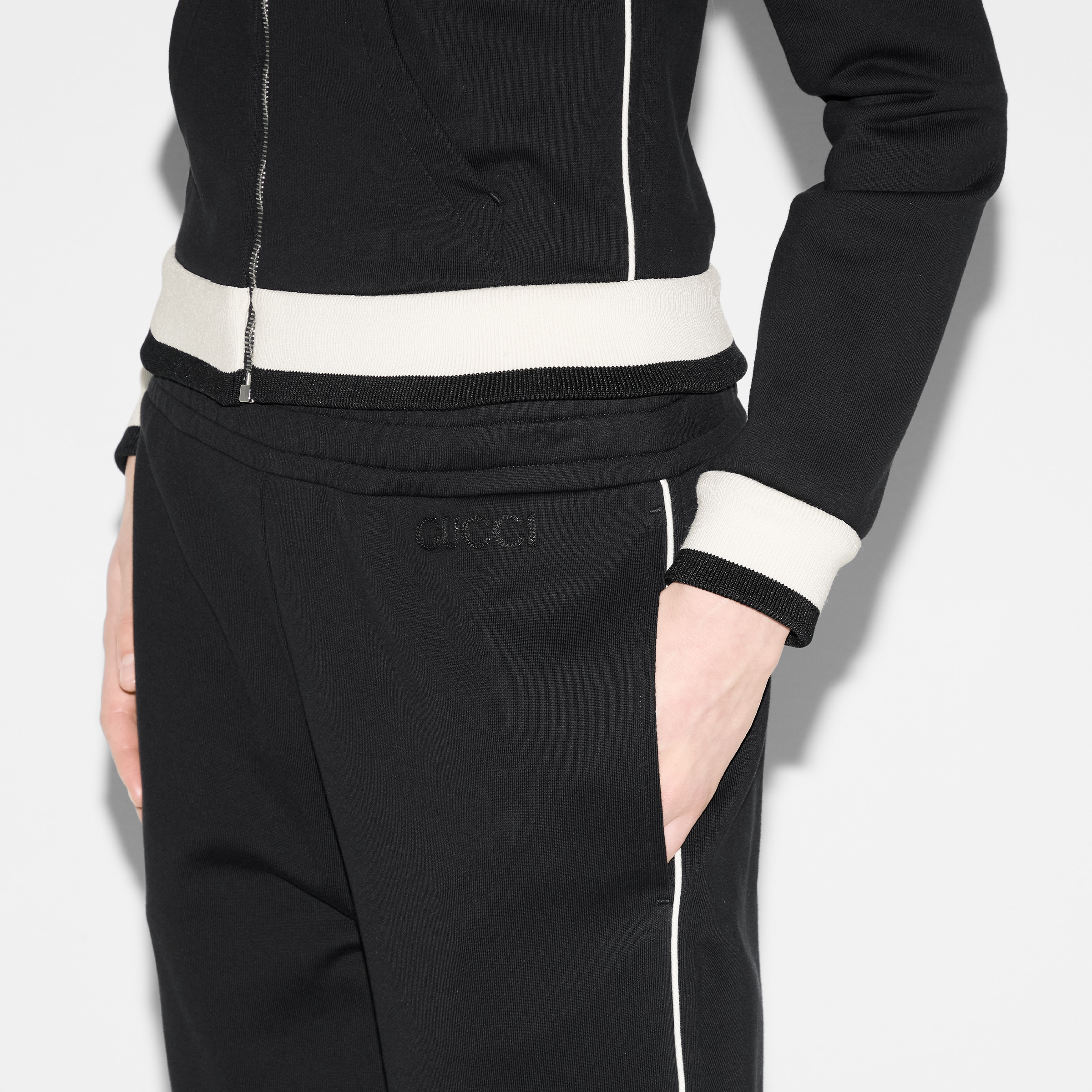 Джинсы-Gucci-Ul-Черные4_F10439930-1.jpeg