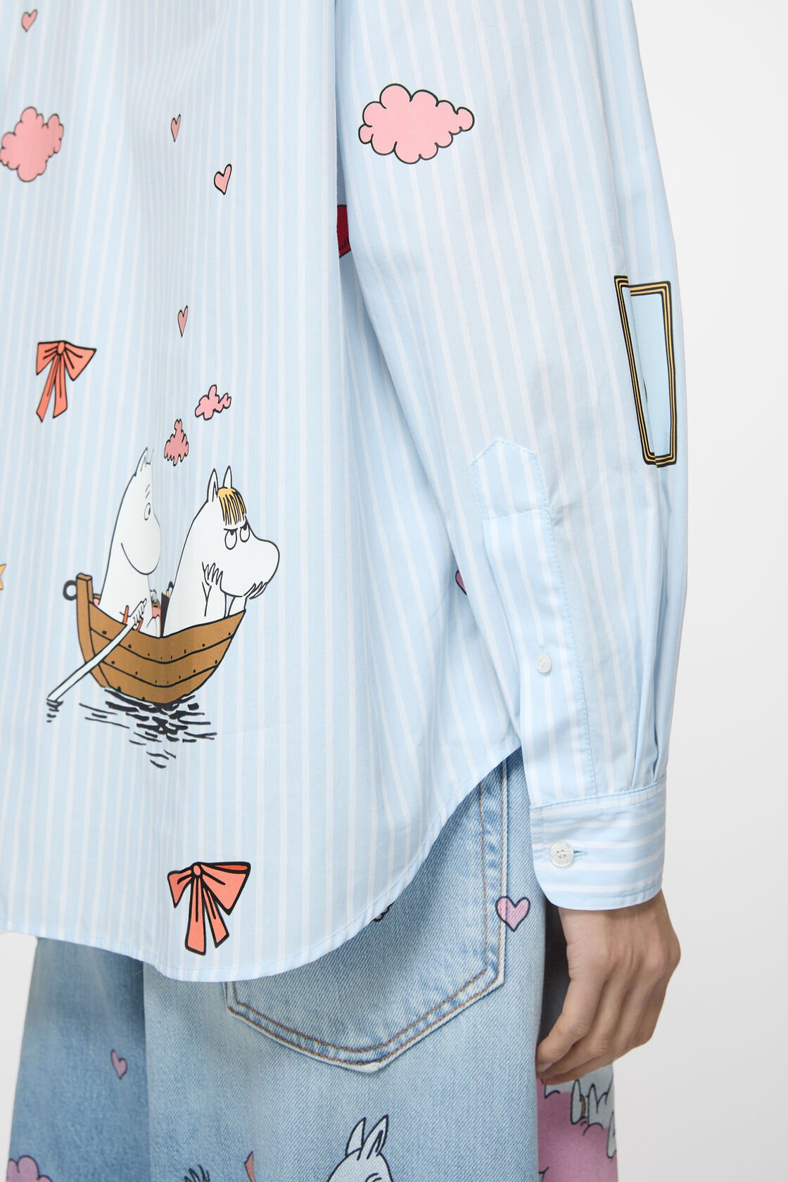 Рубашка-Acne-Studios-X-Moomin-Голубая3_F10436890-1.jpeg