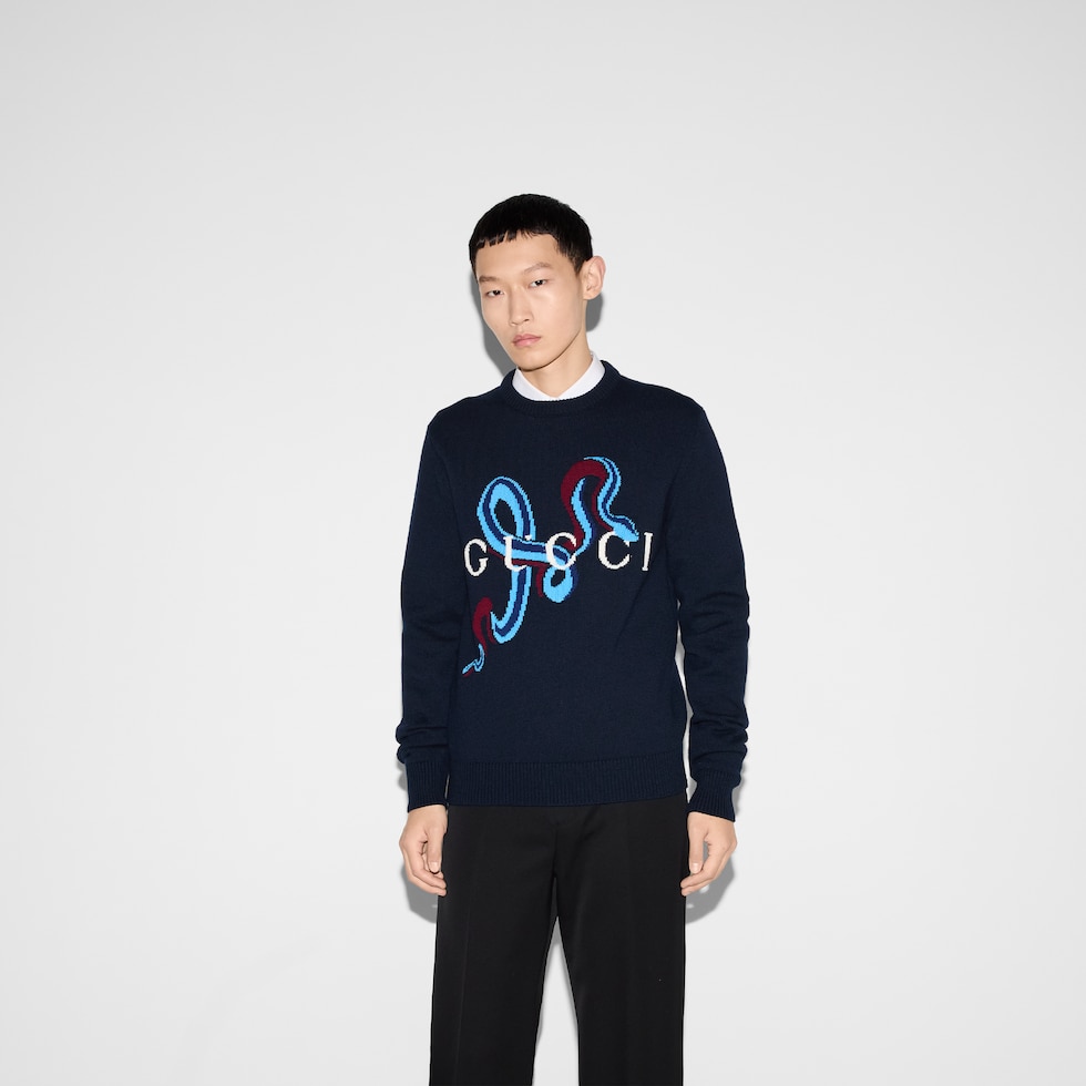Свитшот-Gucci-Cruise-2025-Темно-синий1_M10436880-1.jpeg