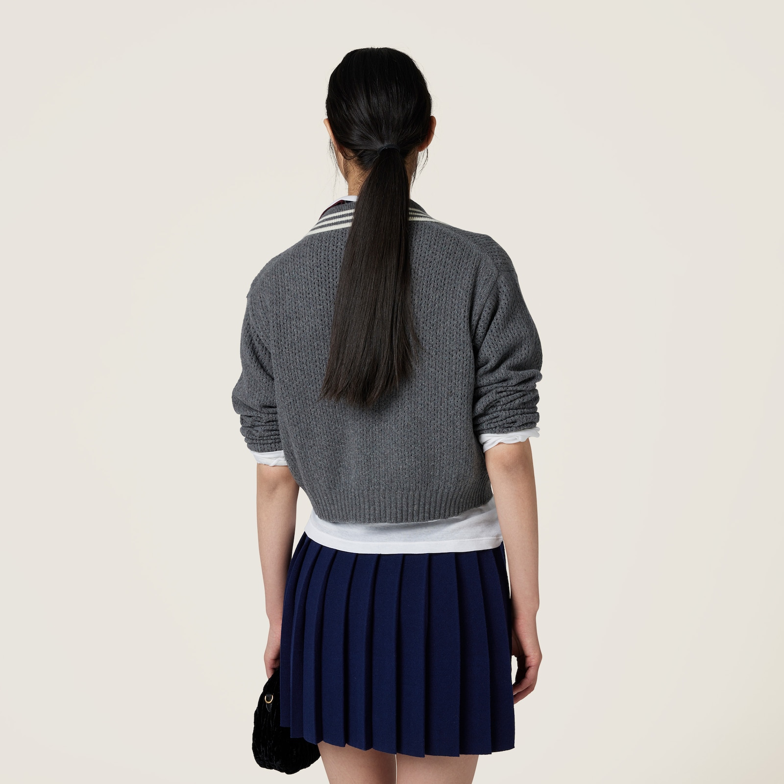Свитшот-Miu-Miu-Серый2_F10436790-1.jpeg