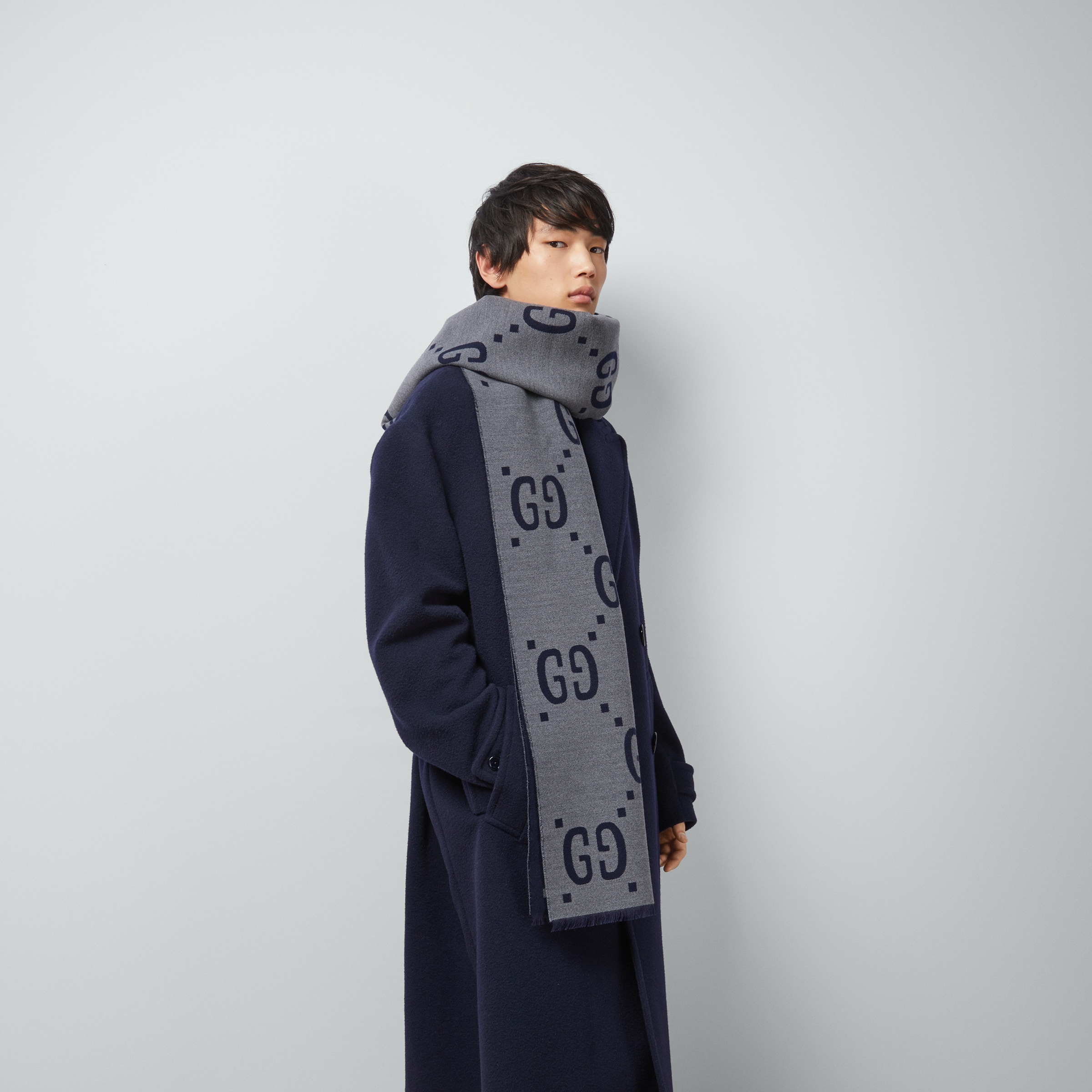 Шарф-Gucci-Gg-Серый2_M10434190-1.jpeg