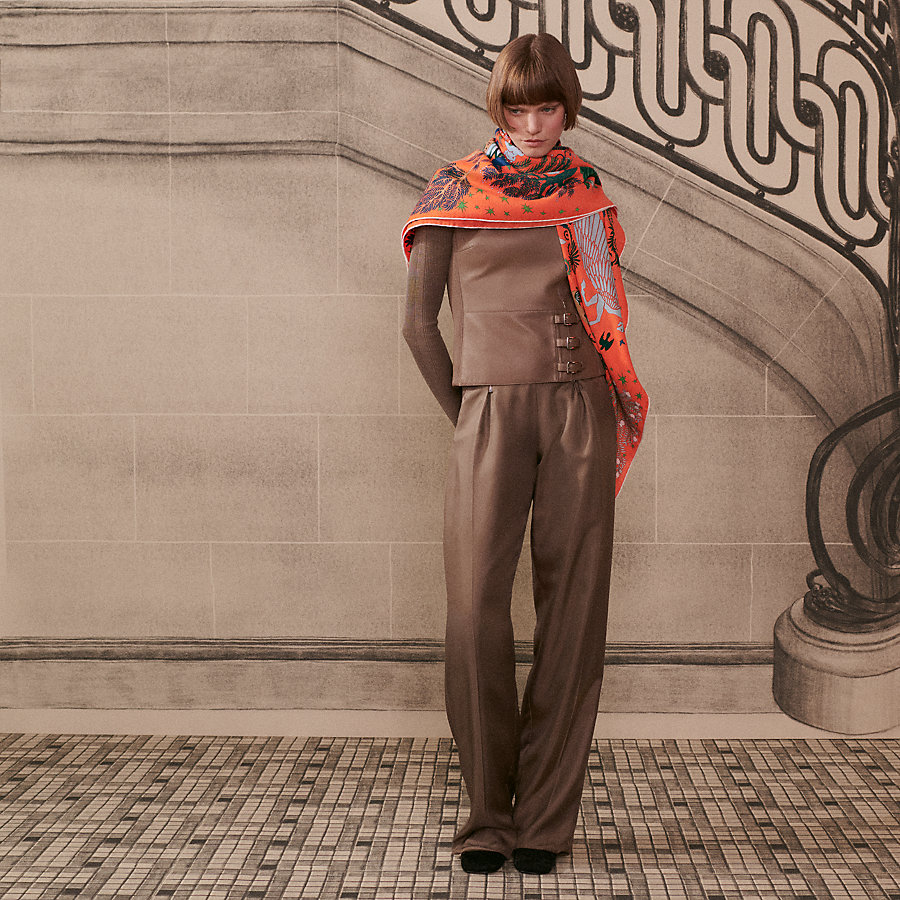 Шарф-Hermes-Sous-Le-Charme-D-Оранжевый1_F10438220-1.jpeg